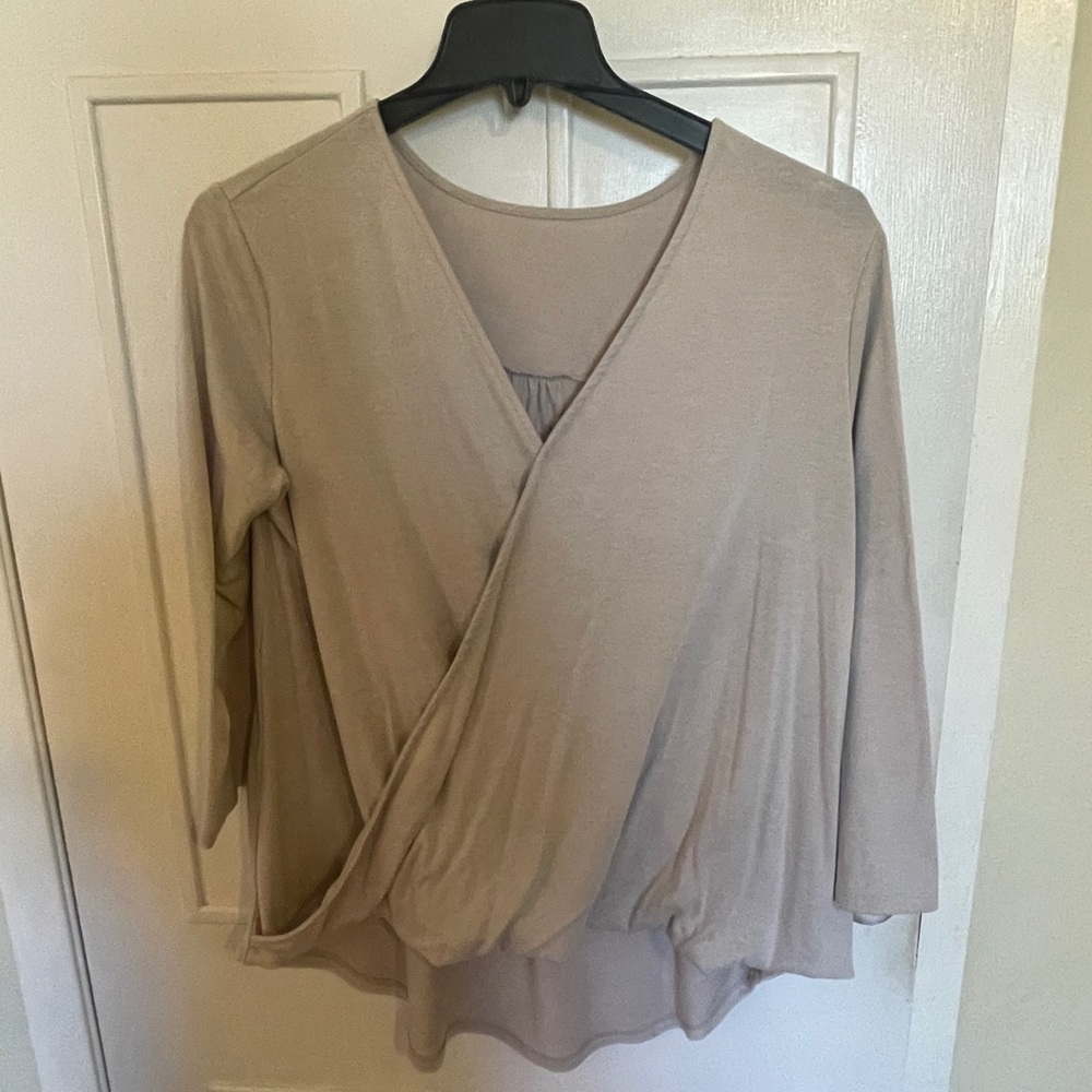 Blouse front top